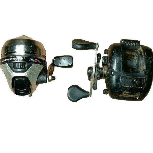 Lot Of (2) Fishing Reels Zebco Pro Staff Baitcast + Shakespeare Synergy Closed - Picture 3 of 11